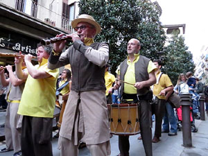 Sant Jordi 2015. Cercavila amb el Beatusaure