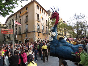 Sant Jordi 2015. Cercavila amb el Beatusaure