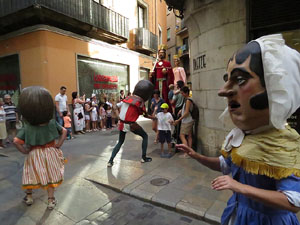 Undàrius, festival d'estiu de Girona de cultura popular i tradicional. Cercavila de Fal·lera Gironina
