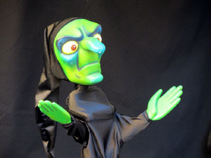 Festes de Primavera de Girona 2016. Cercavila de mulasses amb la Mula Baba i les Mulasses de Vilanova i la Geltr&uacute;