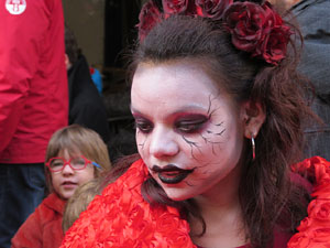 Festival de Llucifers i Satanassos. Celebració de 35 anys de Pastorets a Girona