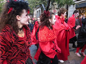 Festival de Llucifers i Satanassos. Celebració de 35 anys de Pastorets a Girona