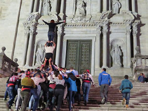 Fires 2015. Assaig de pilar de 4 a les escales de la Catedral pels Marrecs de Salt