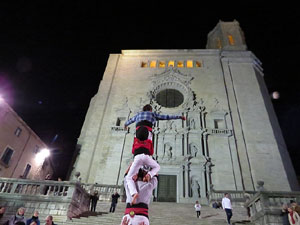 Fires 2015. Assaig de pilar de 4 a les escales de la Catedral pels Marrecs de Salt