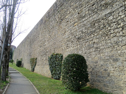Vista exterior de la muralla de Sant Domènec