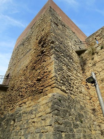 Vista exterior de la torre del Llamp