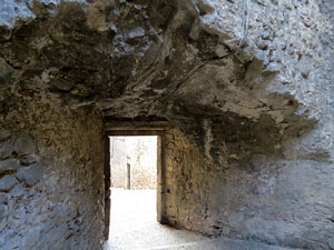 Itinerari de la Muralla. Muralles i defenses d'època romana (segle I aC i segle III dC)