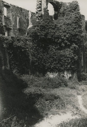 Restes de la Caserna d'Alemanys, situada al sector de muralla de Sant Cristòfol. 1920-1940