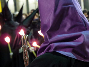 Setmana Santa 2016 a Girona. Process&oacute; del Sant Enterrament