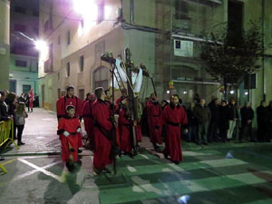Setmana Santa 2016 a Girona. Process&oacute; del Sant Enterrament