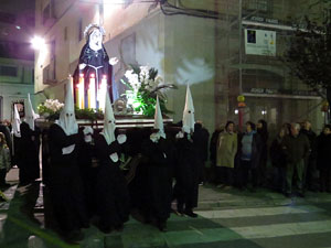 Setmana Santa 2016 a Girona. Process&oacute; del Sant Enterrament