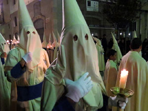 Setmana Santa 2016 a Girona. Process&oacute; del Sant Enterrament