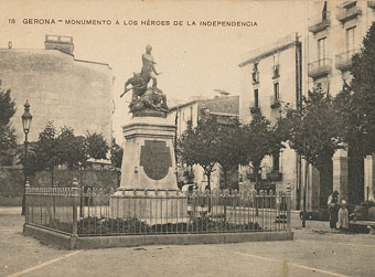 Monument als Defensors de Girona a la pla&ccedil;a de la Independ&egrave;ncia. 1900