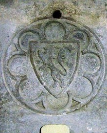 Escut de la família Foixà en una ossera del segle XIV