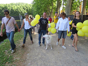 Jornades Catalunya, llibertat i dignitat. Macroestelada pels carrers de Girona