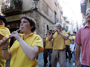 Far&agrave;ndula. 500 anys d'imatgeria festiva de Girona. Cercavila de cloenda