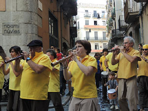 Far&agrave;ndula. 500 anys d'imatgeria festiva de Girona. Cercavila de cloenda