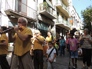 Far&agrave;ndula. 500 anys d'imatgeria festiva de Girona. Cercavila de cloenda