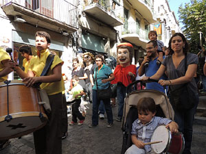 Far&agrave;ndula. 500 anys d'imatgeria festiva de Girona. Cercavila de cloenda