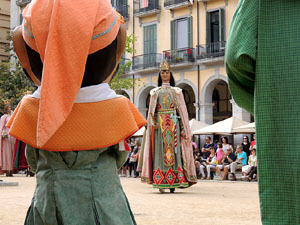 Far&agrave;ndula. 500 anys d'imatgeria festiva de Girona. Cercavila de cloenda