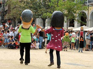 Far&agrave;ndula. 500 anys d'imatgeria festiva de Girona. Cercavila de cloenda