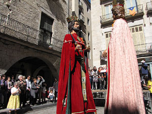 Enlla&ccedil;ats per la Llengua. La cercavila
