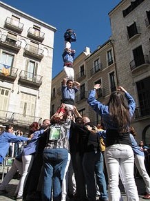 Enllaçats per la Llengua. La plaça del Vi