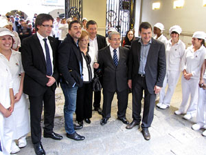 Homenatge als germans Roca del Celler de Can Roca. Arribada a la plaça del Vi