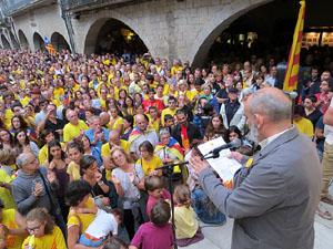 Concentració pel 9N a la plaça del Vi