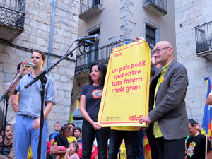 Concentració pel 9N a la plaça del Vi