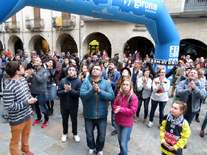 Rebuda de l'Spar Citylift Girona a la Sala de Plens de l'Ajuntament i a la pla&ccedil;a del Vi