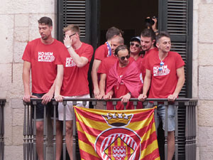 Ascens del Girona FC i el Bàsquet Girona. Rebuda a la plaça del Vi