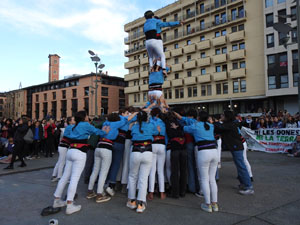 Commemoraci&oacute; del Dia de la Dona 2024 a la pla&ccedil;a de l'U d'octubre de 2017