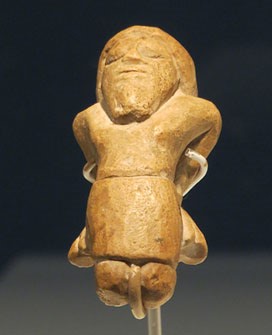 Figura d'un presoner asi&agrave;tic. Pedra calc&agrave;ria. Regne Nou, Ca. 1550-1069 aC