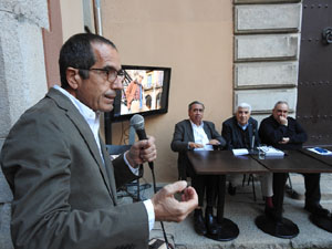 Presentació de 'Hèlios. Contra la dictadura amb humor' de Pius Pujades