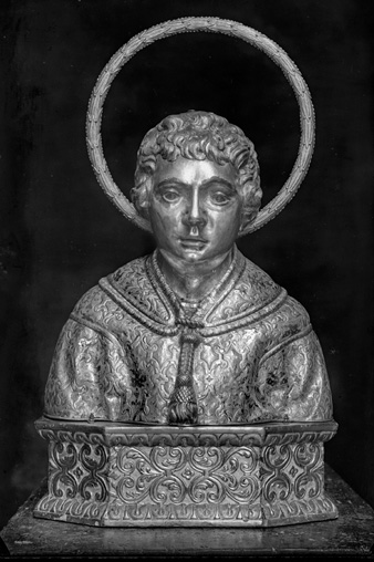 Reliquiari barroc del bust de Sant Feliu que contenia el crani del m&agrave;rtir, desaparegut durant la Guerra Civil, a l'esgl&eacute;sia de Sant Feliu. 1919