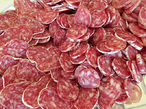 Fira del Porc FIPORC 2015. Elaboraci&oacute; de greixons, botifarres i carn de perol